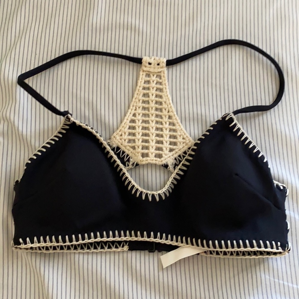 *BRAND NEW* w/o tags VS Bandeau Swim Top